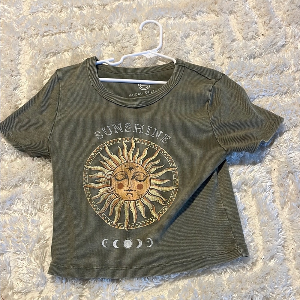 Woman’s Green Sunshine T-Shirt